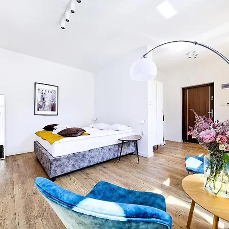 Apartamenty Cinema Познань Екстер'єр фото